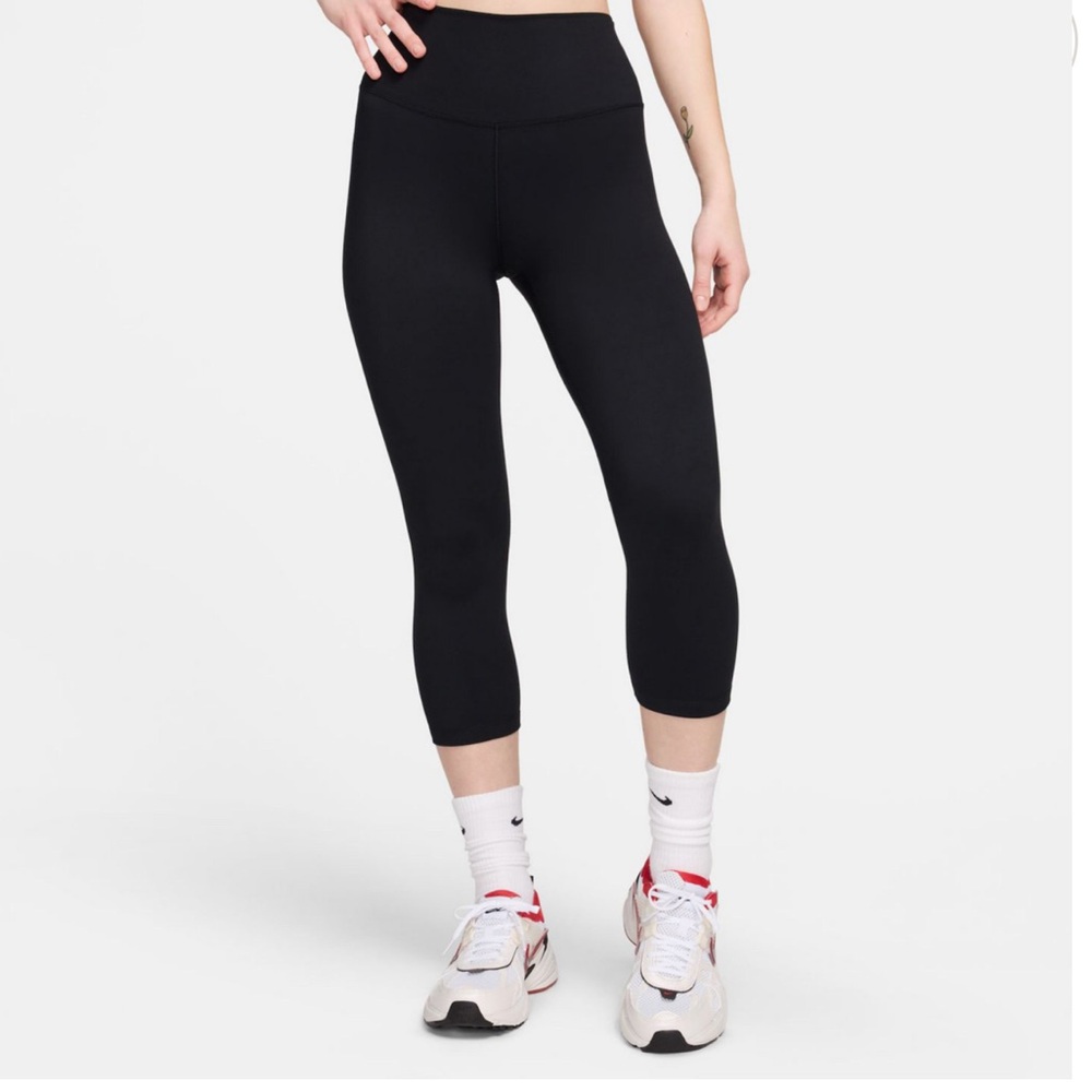 Nike Black Dri-FIT Capris